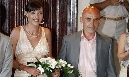 КАТАСТРОФА: Мъжемелачката Виктория Петрова пак сама и с разбито сърце!