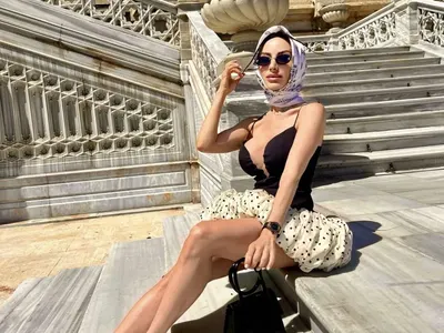 Като Сандра Бълок: Мариана Маринова се подмлади със стволови клетки от корейски новородени СНИМКИ