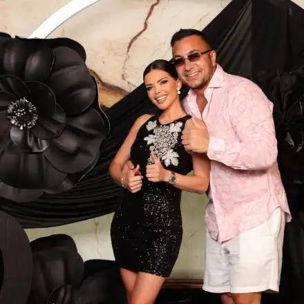 Коце, купи си пушка!! Щерката на певеца стана жестоко гадже: Мариана не може да се отърве от мераклии! (СНИМКИ)