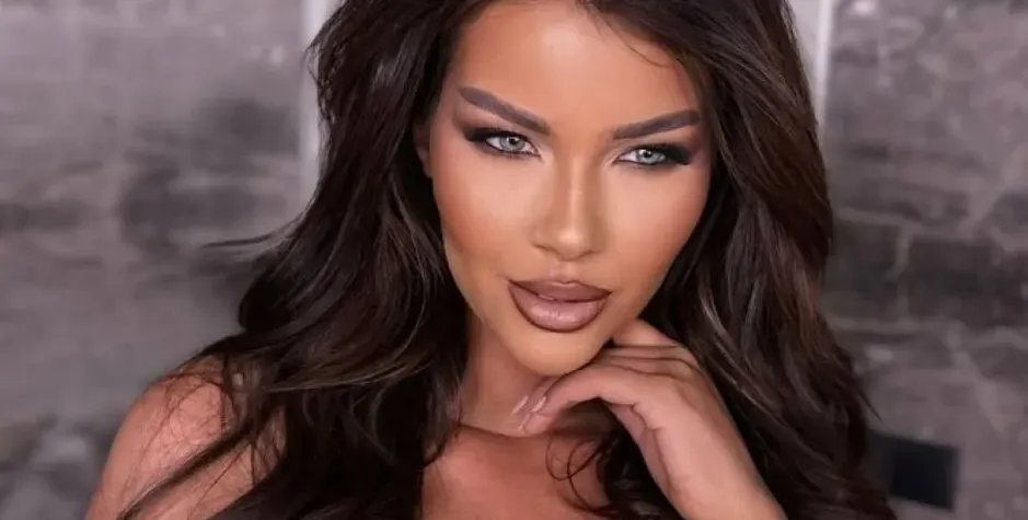 Косара Тончева хвърли бомбата: Да съм казвала, че съм сама?! (кой е мъжът до нея – ВИЖ ТУК)