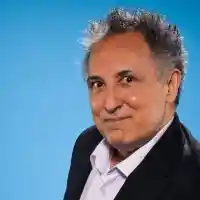 Къци ме направи известен