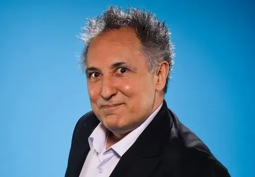 Къци ме направи известен