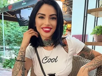 Марешка Бардем се нахвърли срещу "пастора на звездите"