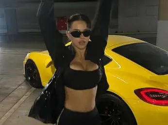 Минаха на жълто: Стораро се фука с ламборгини, Коцето и Дара с порше СНИМКИ