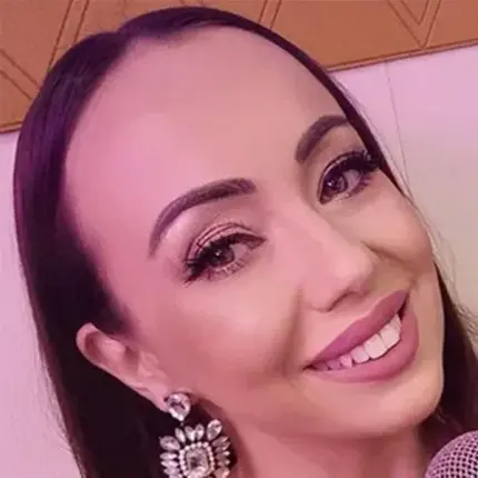 Мира възроди хитовете на трагично загиналата Рейхан