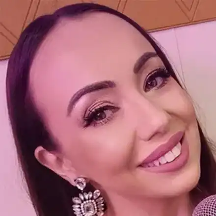 Мира възроди хитовете на трагично загиналата Рейхан