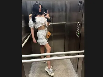 Може да са гуменки, ама са на „Диор“! Тафкова с кецки за 2 бона (СНИМКИ)