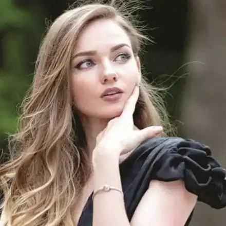 Нанси Карабойчева бременна с трето