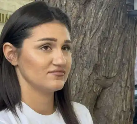 Нарязаната Дебора не заспива нощем