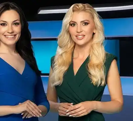 Новите синоптички - млади и сексапилни СНИМКИ