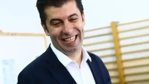 Огромен скандал в НС: ДБ внася лобистки закон, избягващ екотакси върху солари и батерии в услуга на свои спонсори