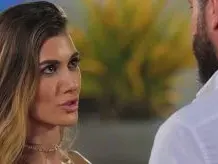 ОПАА!! 20-годишната Йоана Илиева показа огромен букет от 500 рози и любовно послание! (ето от кого са - СНИМКИ)