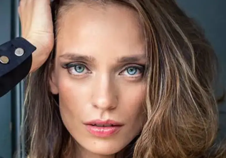 От звезда до обикновена даскалица! Ирена Милянкова се срина след 6 деца и 2 развода