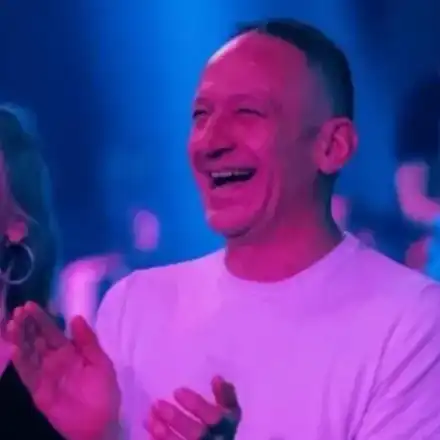 ПАПАРАШКИ УДАР: Анна Кошко се нанесе при Деян Донков (Снимки)