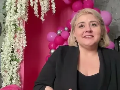 Пефтичева била на фитнес, но само за снимка