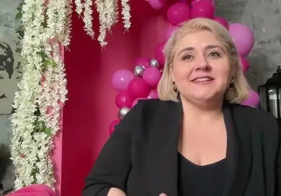 Пефтичева била на фитнес, но само за снимка