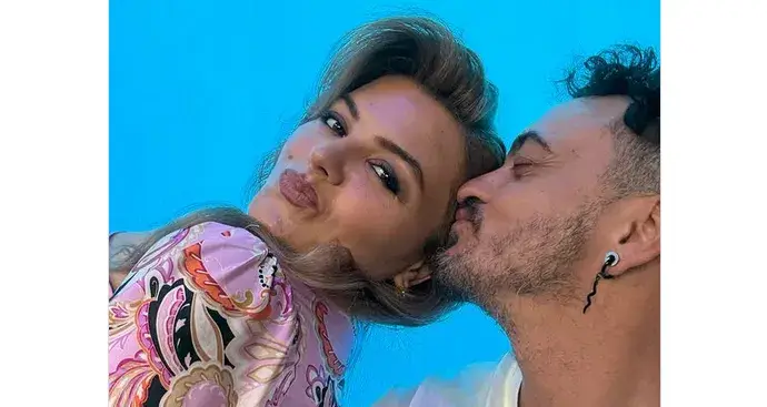 Петя Дикова като Мадона, готова е  за „Като две капки вода“