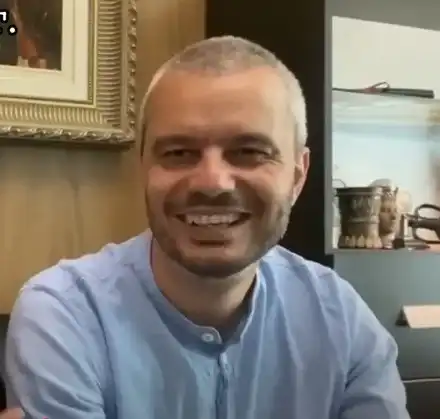 Политическа драма: „Възраждане“ затрива „Величие“