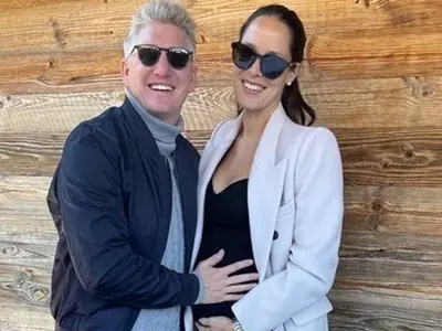 Попиляха Швайни заради българката Силва