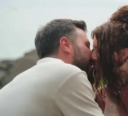 ПОТВЪРДЕНО!! Косара му се стори „трудна“: Мартин и Мартина са официална двойка! (обича ли я той, или я използва – ВИЖ ТУК)