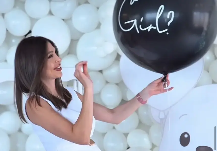 Познахме! Цвети Василева е бременна от д-р Маламов!