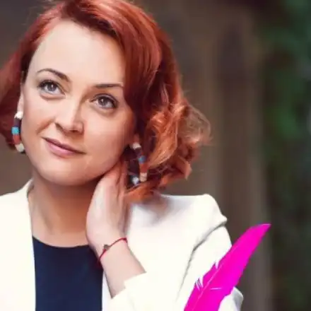 Преживя развода:  Стаси Айви се задоми отново