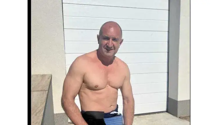 Румен Радев остави  42 лева бакшиш в  цветарски магазин