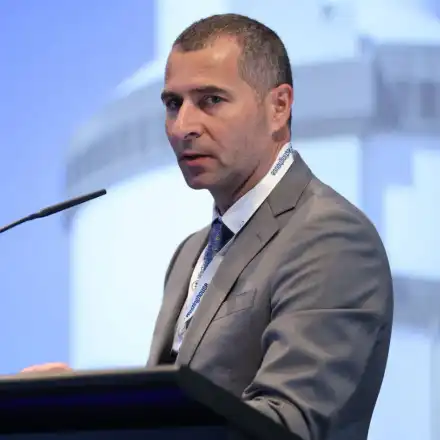 Самозабравил се шеф на АЕЦ „Козлодуй“ тормозил онкоболна жена