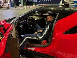 Селото си е село! Лекето Емрах размаха среден пръст (Снимки)