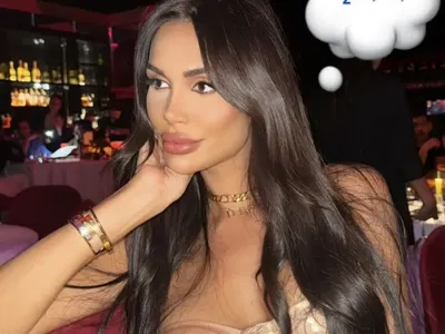 Скандал! Мъжът на развратната Палома я смени с млад арабин. Тя излиза на пиацата