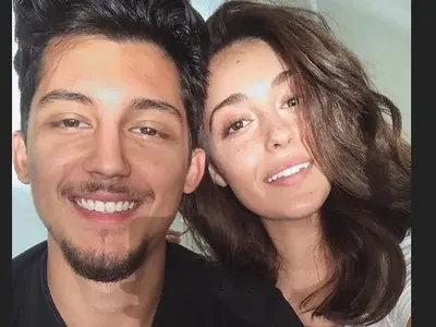 Слухове за НАПРЕЖЕНИЕ в брака: Щерката на Гала се изнесе с детето от дома си!