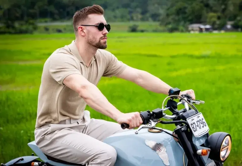 СТИГА, БЕ!! Виктор Русинов забърса една от най-неприятните ергенки за всички сезони! (СНИМКИ)