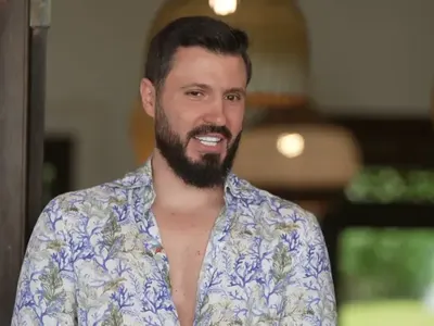 Суета на суетите! Жадният за слава Мартин Елвиса се намърда в ново шоу