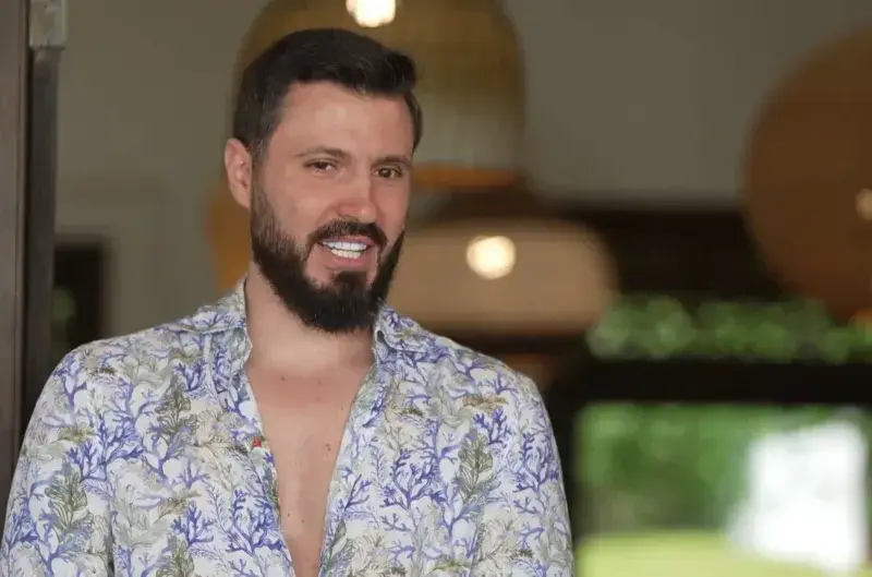 Суета на суетите! Жадният за слава Мартин Елвиса се намърда в ново шоу