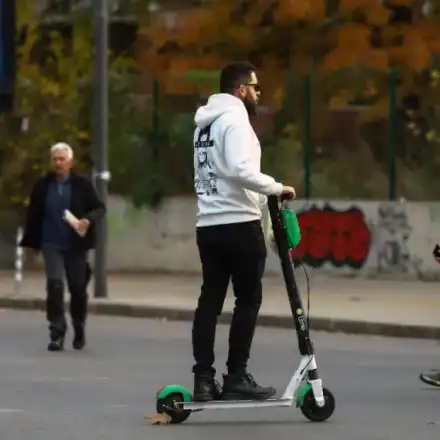 Тротинетките – 200 пъти по-рискови от автомобилите: 192 ранени и 5 загинали за 7 месеца