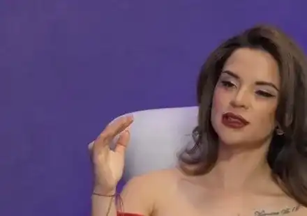 ТРУС!! Ивка Бейбе: Сгодена съм! Той е по-възрастен чужденец от Бали и се запознахме, докато бях там на почивка! (ВИЖ ТУК)