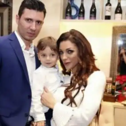 УБИ ГО!! Емануела: Мартин никога не ми е бил любов! Беше отдушник за болката ми по Митко Динев! (ВИЖ ТУК)