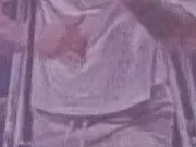 Веселин Плачков се налива с уиски на концерт пред НДК