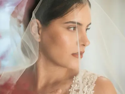 Всичко за сватбения грим: как да го направим сами и как да открием гримьор?