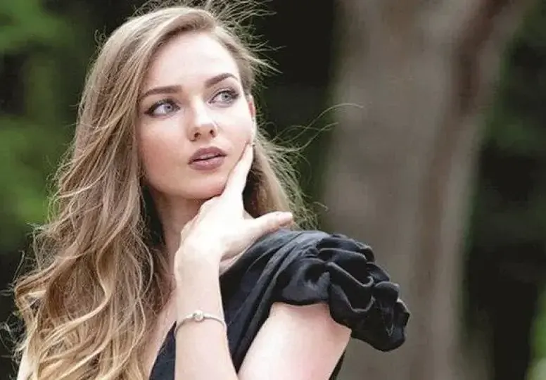 Нанси Карабойчева бременна с трето