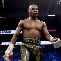 Знаменитости комарджии: 10 грандиозни печалби и шокиращи загуби