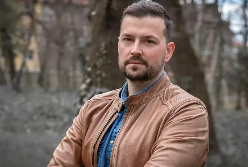 Зомбори влиза в  „Пееш или лъжеш”