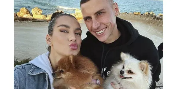 Звезда на „Лудогорец“ чака бебе от секси манекенка (Снимки)