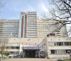 Лекари от Военна болница прибират от 5000 до 30 000 за подмяна на кръвни проби