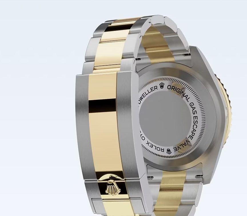 Подарък? Rolex за 20 000 долара блесна на ръката на Мис България