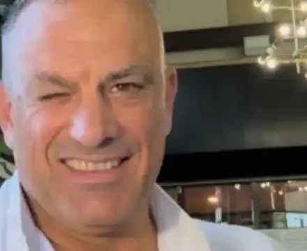 "Юксел Кадриев: Защо талантът му е по-голям от работата му?"