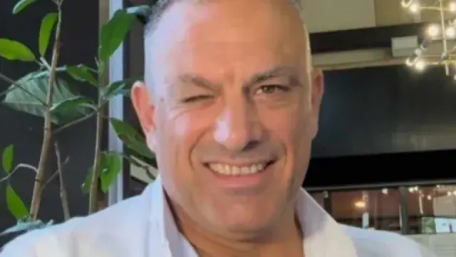 "Юксел Кадриев: Защо талантът му е по-голям от работата му?"