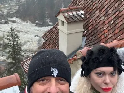 Албена Вулева стана 100 кила! Показа МОЩЕН бедър по бански (СНИМКИ)