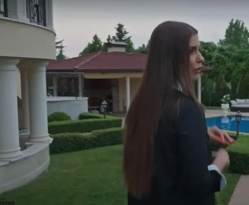 Анелия показа палата си за милиони! А дворът е като от приказките (СНИМКИ+ВИДЕО)