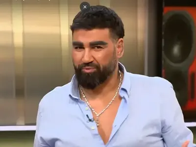 Азис се облече от втора употреба